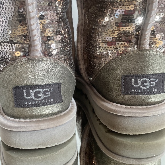 Ugg Australia silver metallic sparkly limited edition sequined boots - Picture 3 of 10